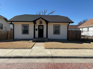 214 Pershing Ct, Hays, KS 67601