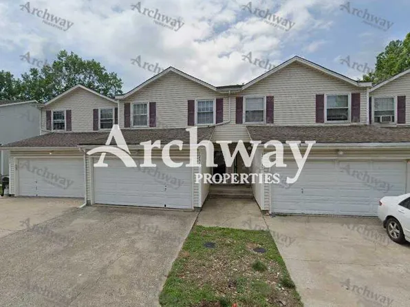 1267 N Petzold Dr APT A, Olathe, KS 66061