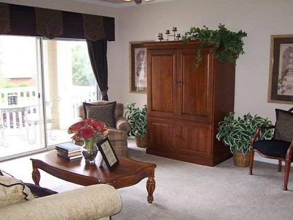 Light filled livingrooms!