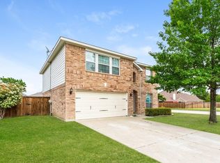 210 Cedar Crest Dr, Justin, TX 76247