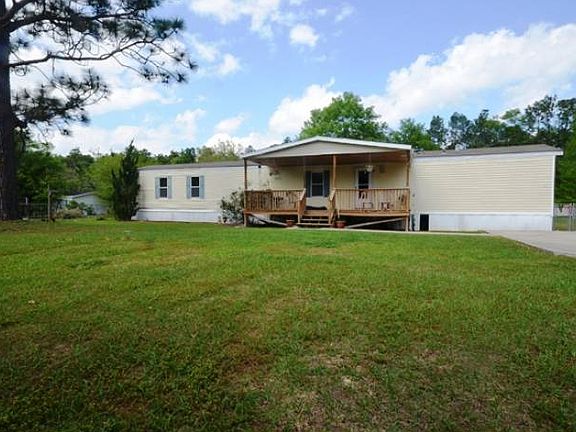 Spacious Yard