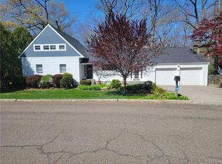 24 Old Country Rd, New Rochelle, NY 10804