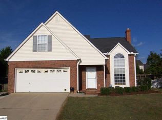 108 Fawnbrook Dr, Greer, SC 29650