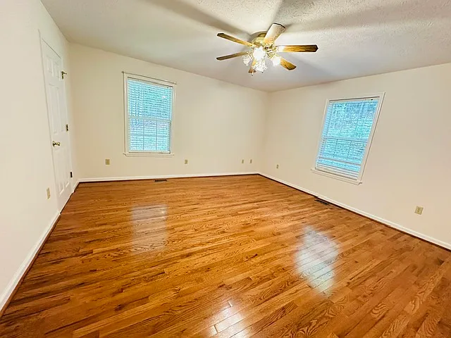 1304 Jollett Rd — Photo 39