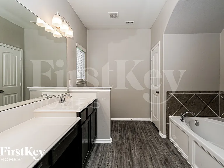 7876 Galleon Field Ln — Photo 12