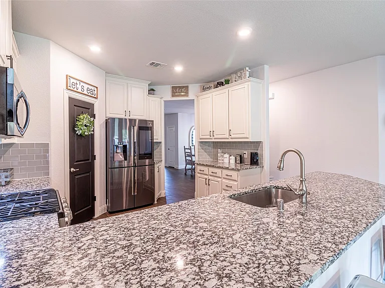 1533 Summit View Ln — Photo 27