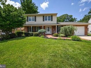 18 Ronna Dr, Wilmington, DE 19808