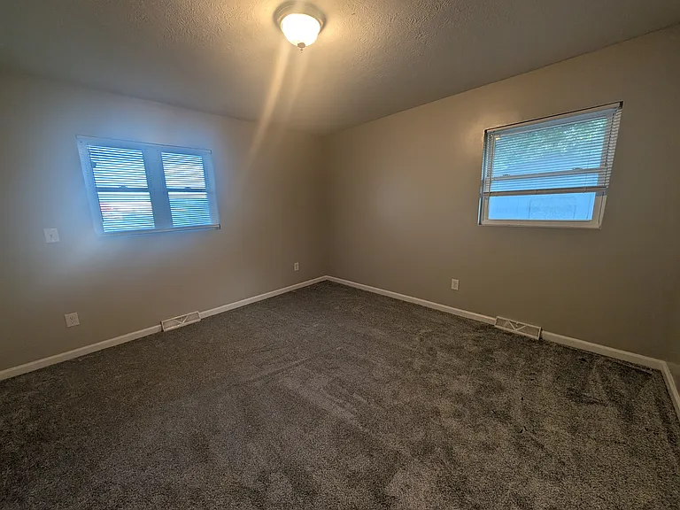 1198 Harmon Ave — Photo 7