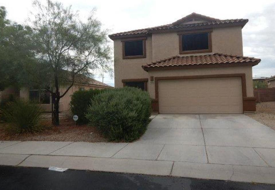 2nd image of 8680 N Moonfire Dr