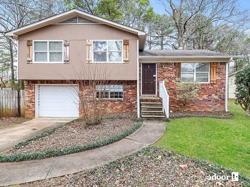 5310 Baggett Dr