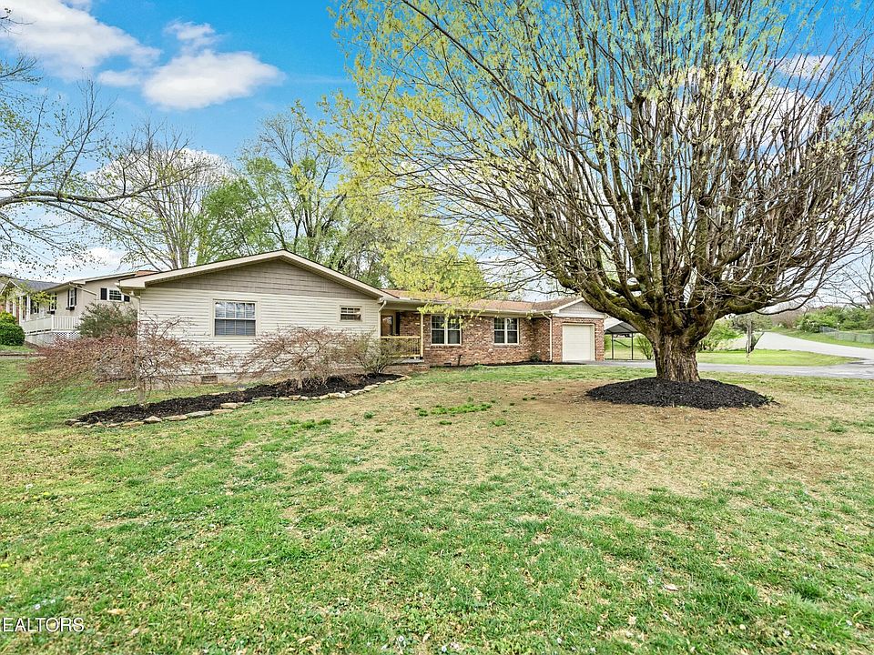 1st image of 302 Westmoreland Dr