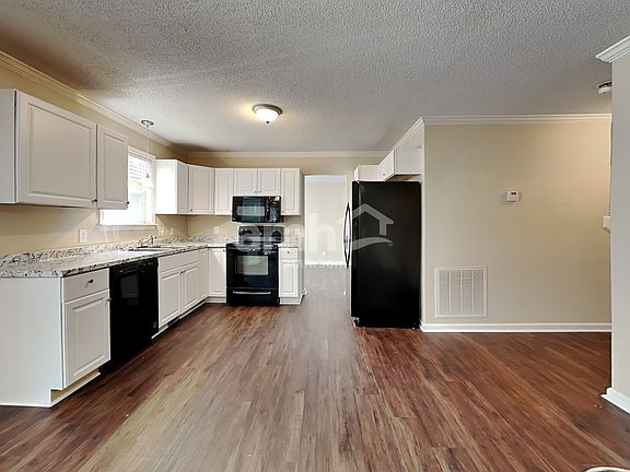 3rd image of 3 Anson Ct