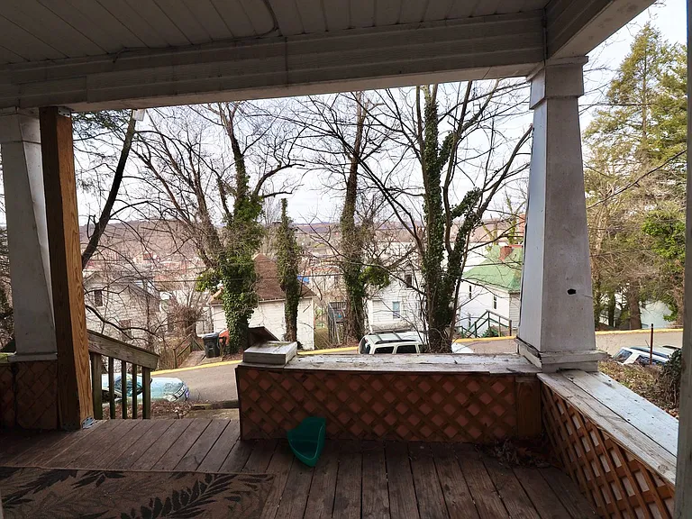 512 Pearl Ave — Photo 22