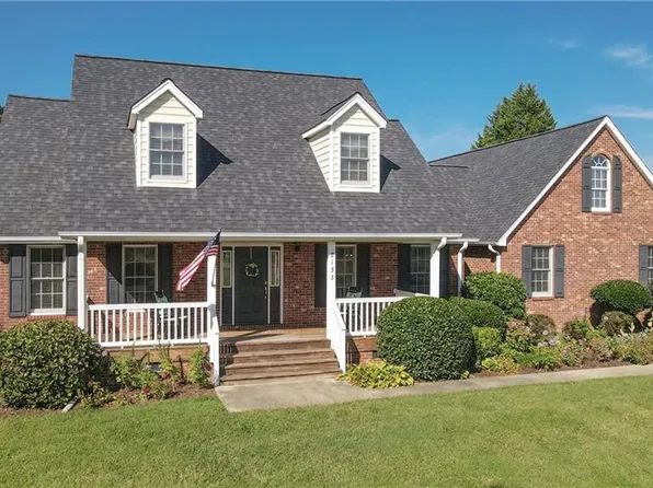 2133 Beeson Rd, Oak Ridge, NC 27310