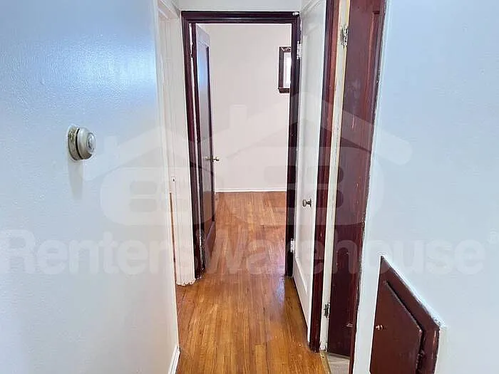 2921 Sumter Ave S — Photo 11