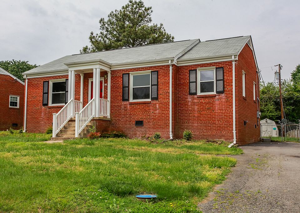 1st image of 23 Eastlake Dr