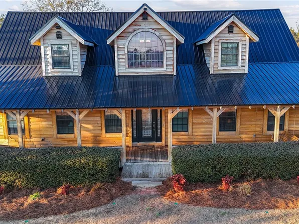 1320 Empire Rd, Jesup, GA 31545