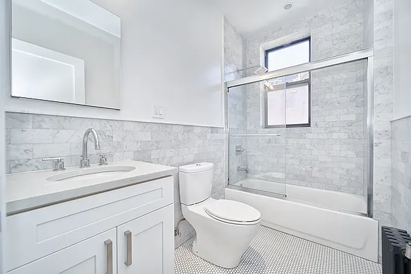 Rented by Living New York | media 12