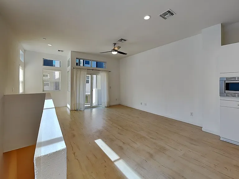 392 Midstream Ln — Photo 9