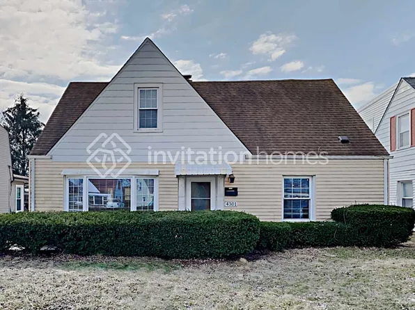 4301 W 99th Pl, Oak Lawn, IL 60453