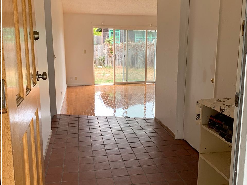 1st image of 116 Seton Way
