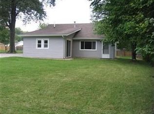 12334 Melody Ln, Grafton, OH 44044