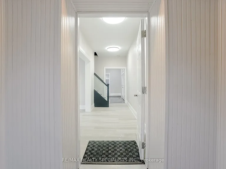 86 Mill St — Photo 11