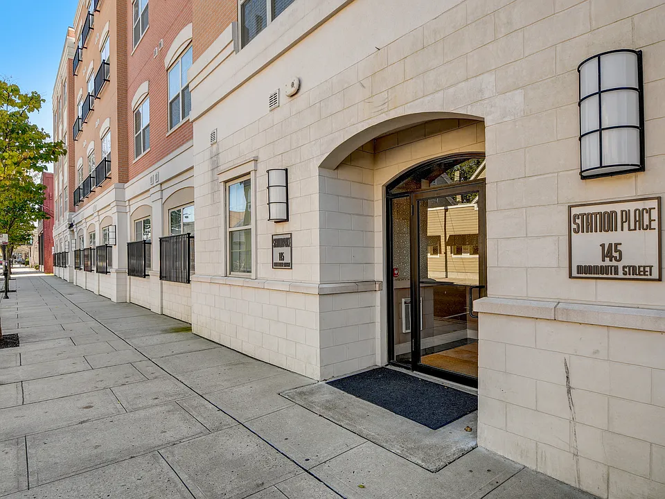 Station Place Apartments