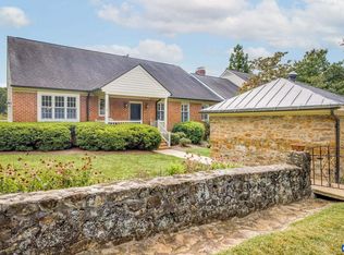 1126 Dryden Ln, Charlottesville, VA 22903