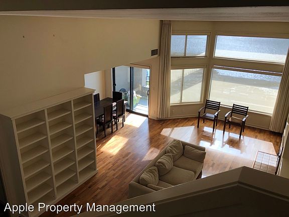 4th image of 2021 1st Ave APT E14