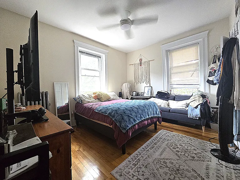 164 Strathmore Rd #25 — Photo 6