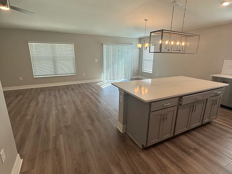 7109 Cruz Ct — Photo 7