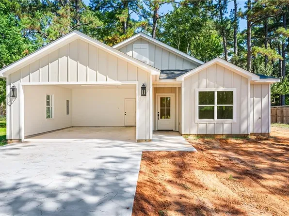 156 Huntington Dr E, Pineville, LA 71360