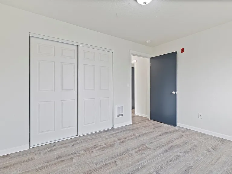Stark Street Villa — Photo 36