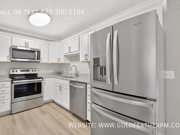 109B Harrow Ct — Photo 13