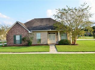 12404 Timberwood Dr, Walker, LA 70785