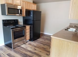 Spacious & Updated 3 bedrooms +large rec room 2 baths, landscaped, Spokane, WA 99208