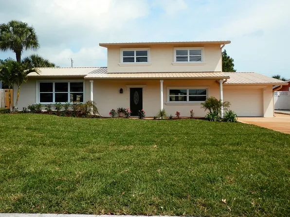 1054 Pine Tree Dr, Indian Harbour Beach, FL 32937