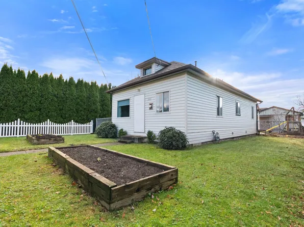 6882 Lougheed Hwy, Kent, BC V0M 1A1