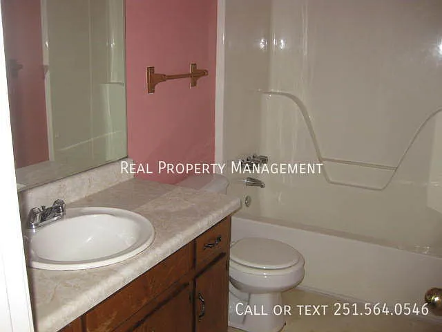 420 Lakeview Dr W — Photo 16