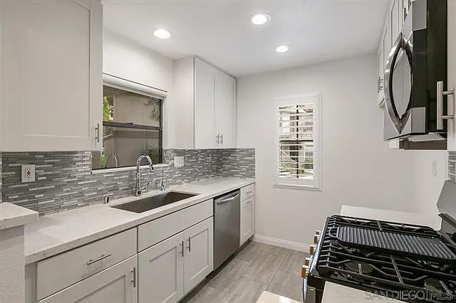 10343 Azuaga St #71 — Photo 4