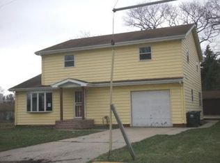 2515 24th Pl, North Chicago, IL 60064