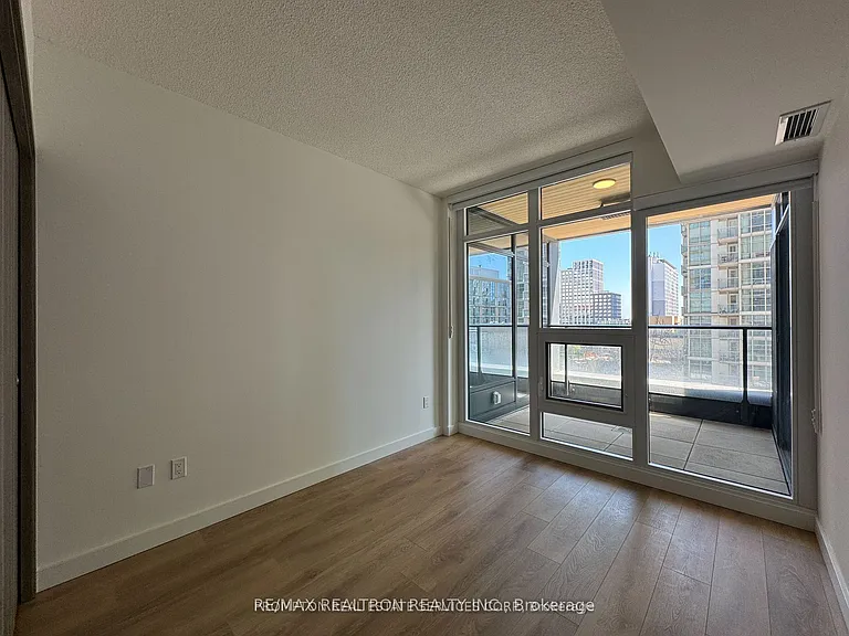 1 Concord Cityplace Way #312 — Photo 8
