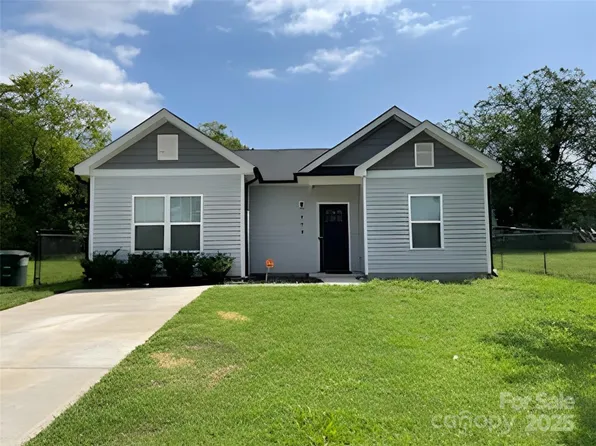 608 Moran St, Gastonia, NC 28052