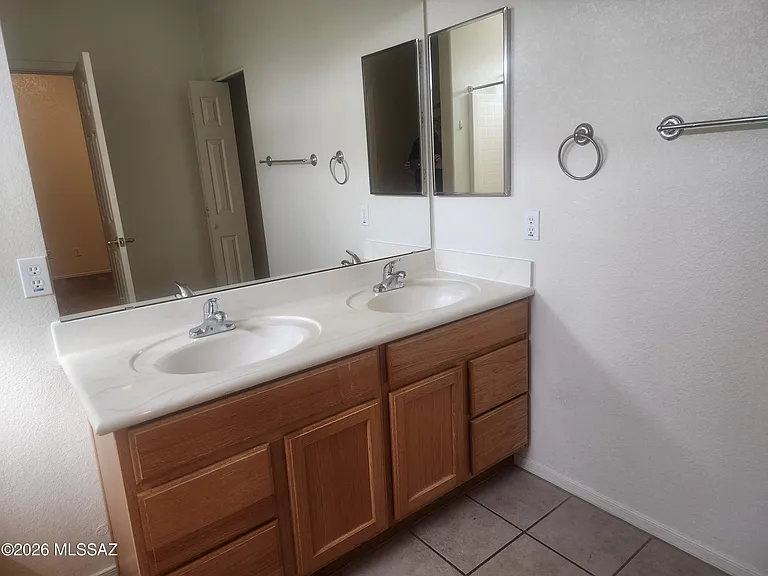 7649 S Freshwater Pearl Dr — Photo 10