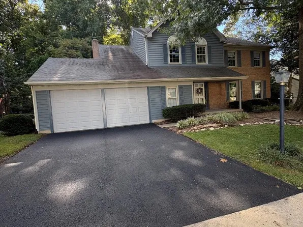 7421 Silver Pine Dr, Springfield, VA 22153