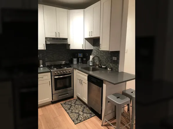 513 W Belmont Ave #3, Chicago, IL 60657