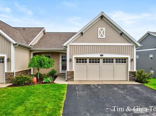903 S Center Park Dr SW #14, Byron Center, MI 49315