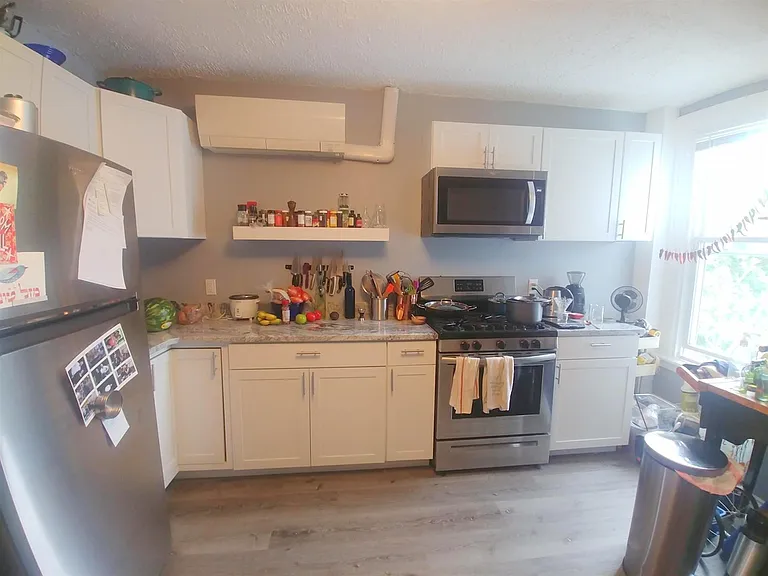 320 Somerville Ave #34 — Photo 8