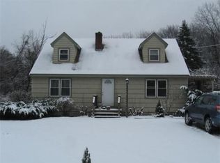 15 Sandy Pond Rd, Ayer, MA 01432